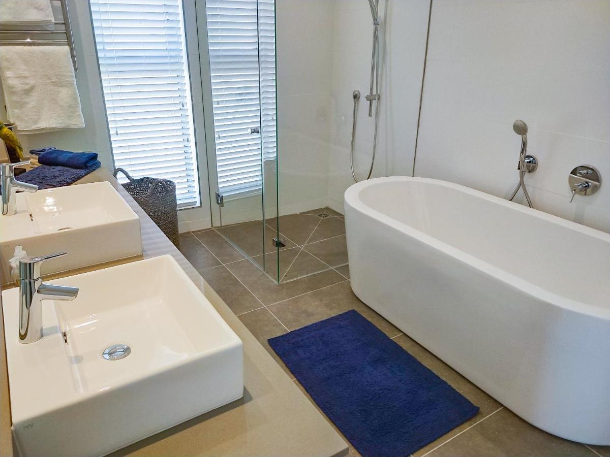 17 Marine - 3bedroom Sea-facing Apt101 Apartment Hermanus